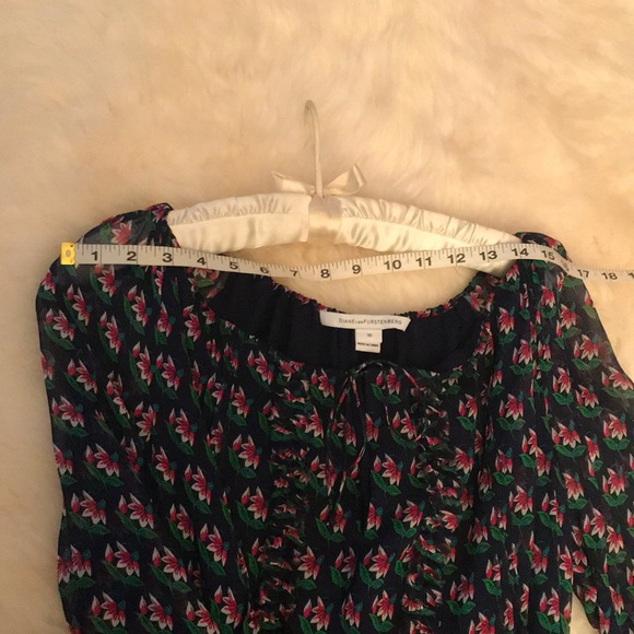 SOLD!! Diane Von Furstenberg floral silk dress 10 - Picture 6 of 8